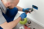 Comment choisir un électricien fiable pour vos projets à Fenay ?